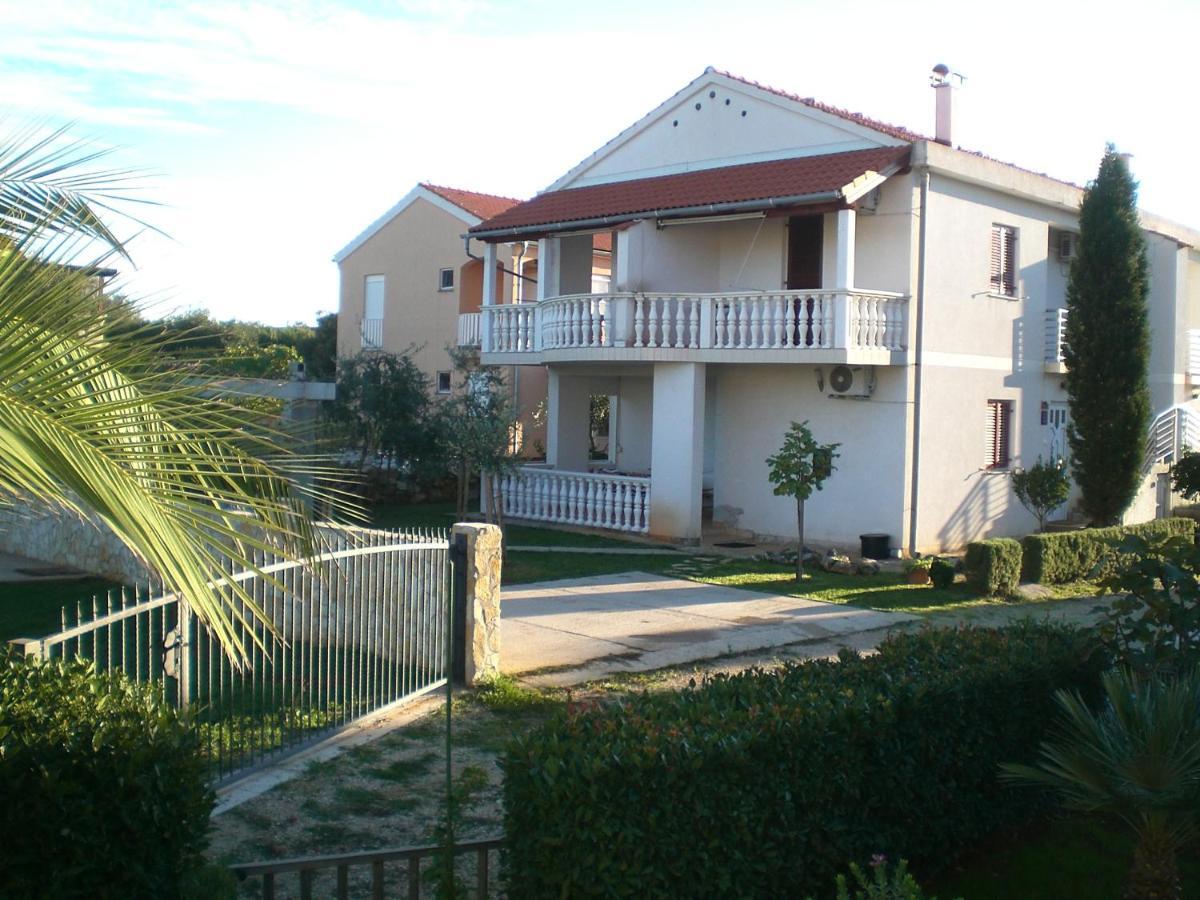 Bava Apartment Ugljan Luaran gambar